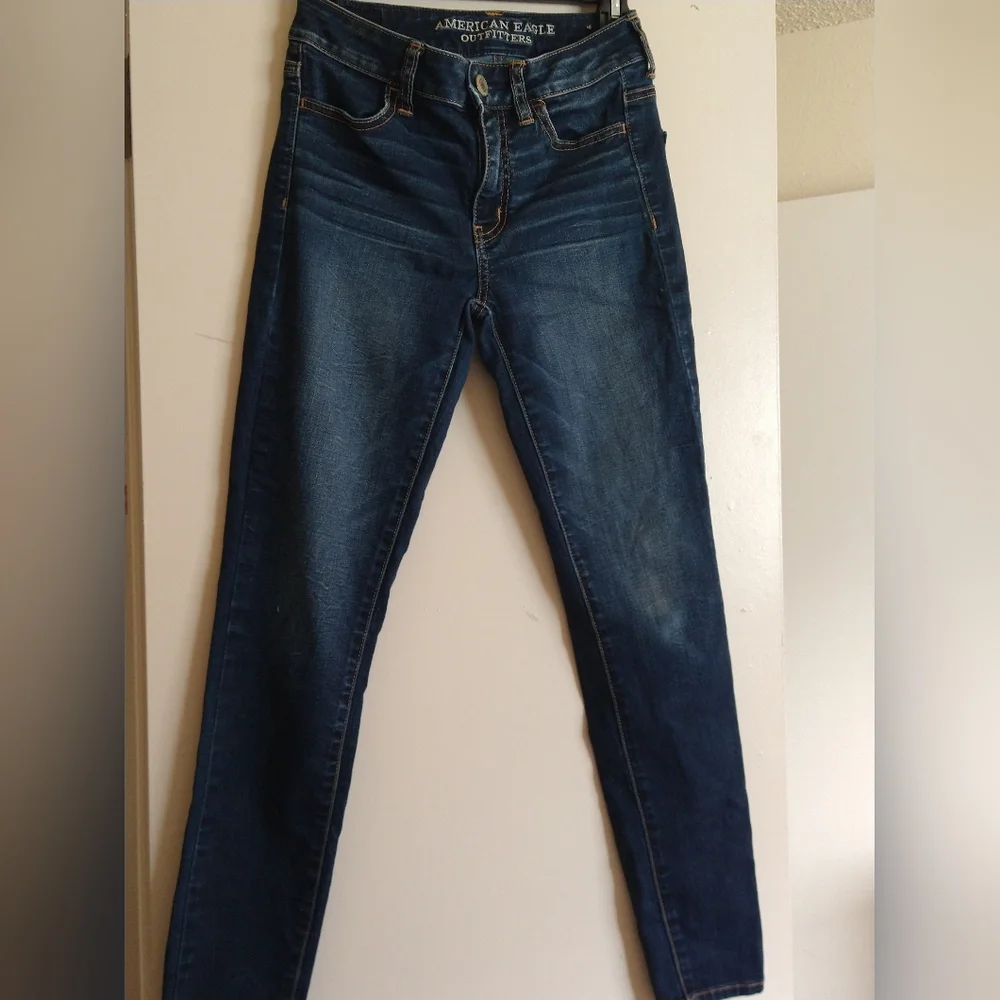 American Eagle High Rise - Picture 1 of 1